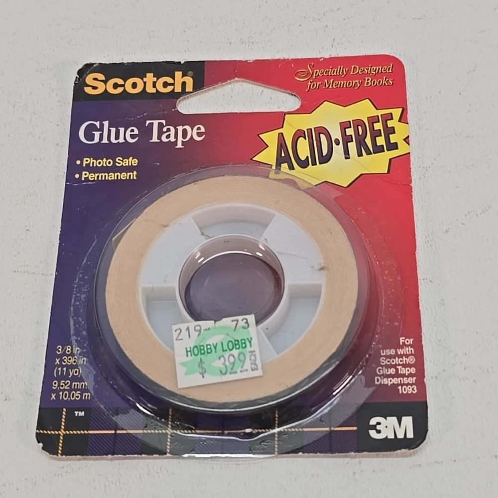 3M Scotch 1094 Glue Tape, 3/8" x 11 yd Roll